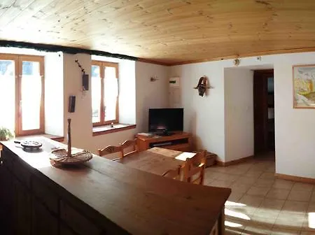 Le Chalet Du Queyras And Spa Chalet