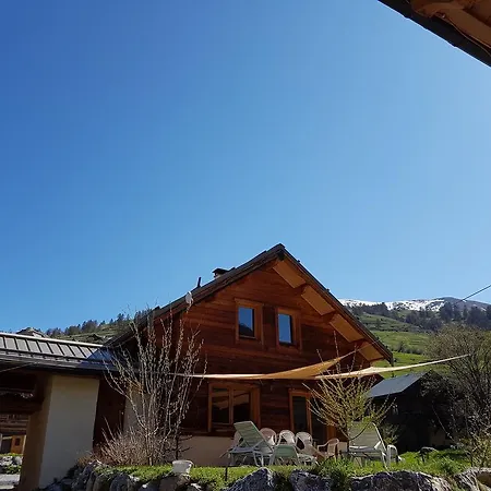 Le Chalet Du Queyras And Spa Chalet *